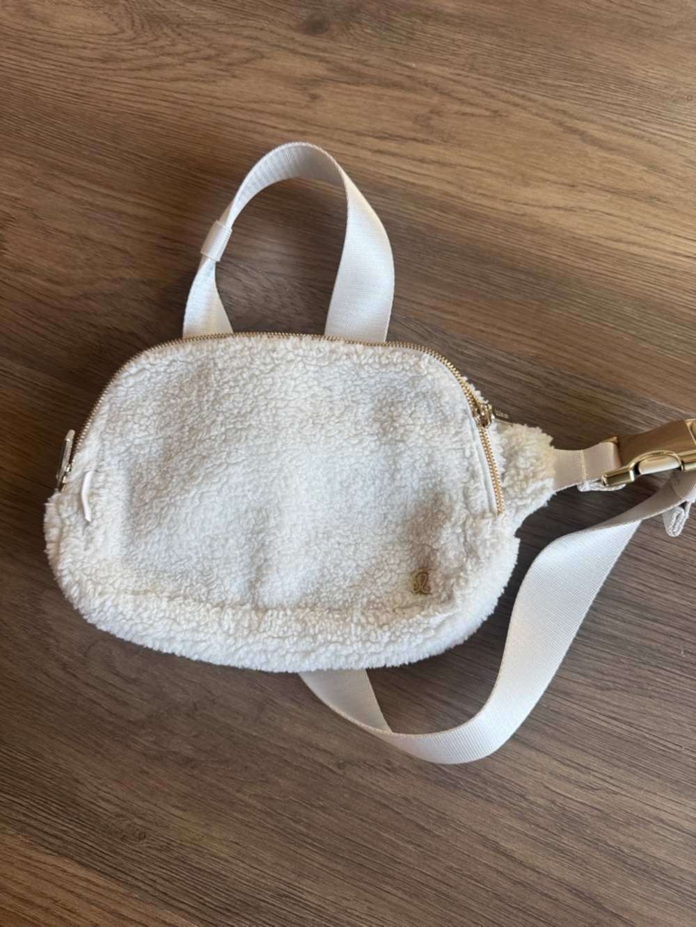 lululemon athletica Cream Sherpa Crossbody Belt Bag with Gold Hardware